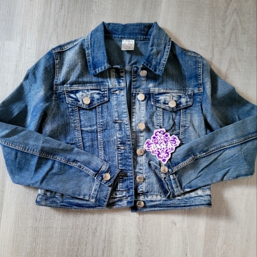 Jean Jacket - Picture 2 of 4